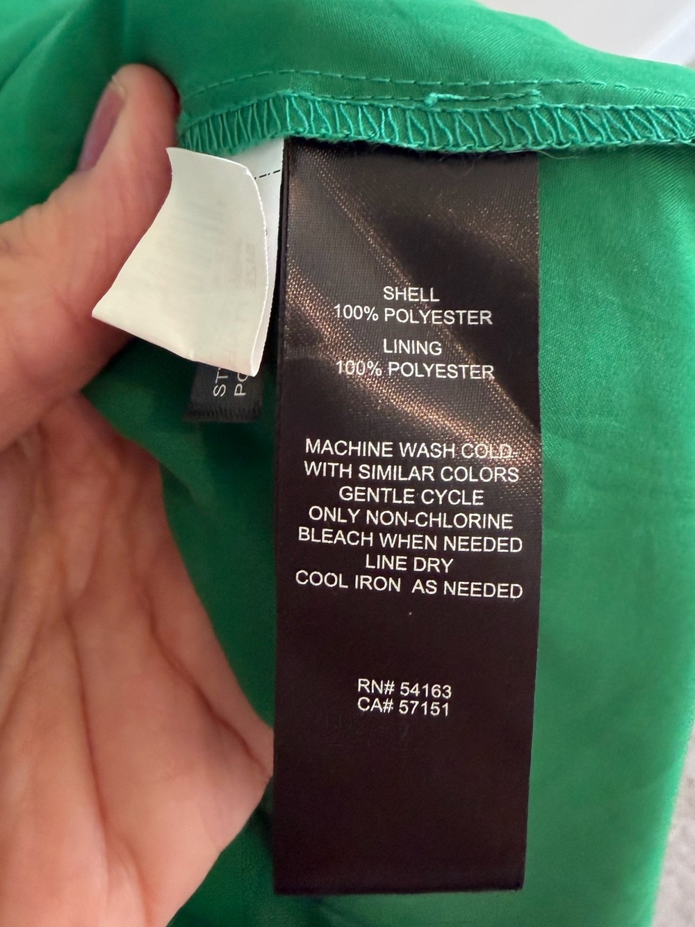 Beautiful JESSICA HOWARD Floor Length Light Flowy Dress in Size 16. - Picture 12 of 15